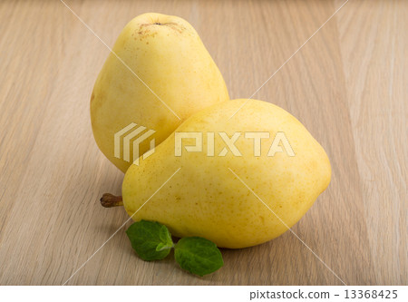 Yellow pears 13368425