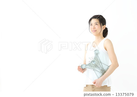 Weight scale · female 13375079