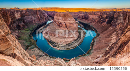 Panorama of Horseshoe Bend Canyon, Page, Arizona, USA 13390366