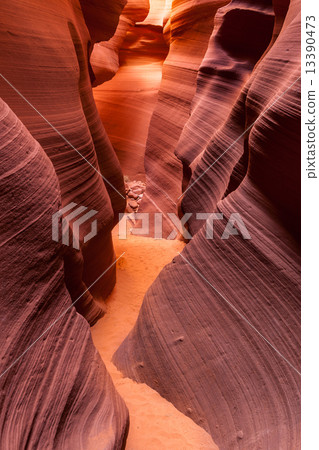 Lower Antelope canyon, Page, Arizona Lower Antelope canyon, Page, Arizona 13390473