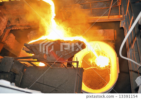 metal casting process 13391154