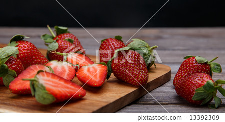 strawberry strawberry 13392309