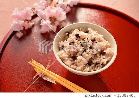 Red rice  13392403