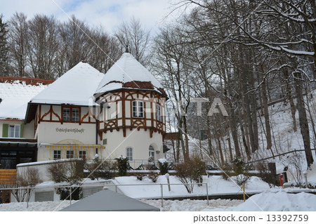 German building 13392759