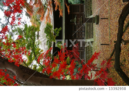 Yokohama Sankei Garden Former Dong-jingji Buddha temple Yokohama Sankei Garden Former Dong-jingji Buddha temple 13392938
