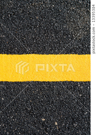 yellow line on the new road 13395384