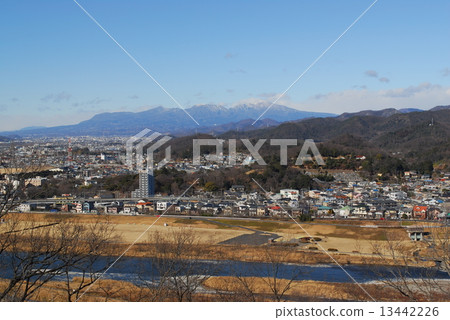 Akagi mountain viewed from Ashikaga-shi 13442226