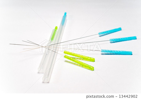 acupuncture 13442902