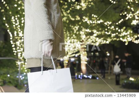 Female Lifestyle 13445909