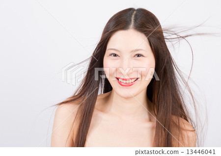 長發婦女 13446041