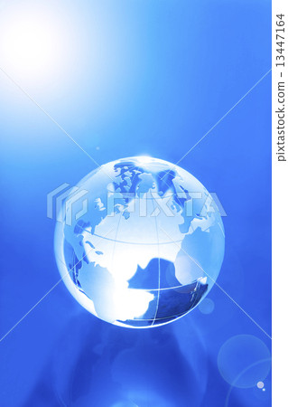 Glass Earth Glass Earth 13447164