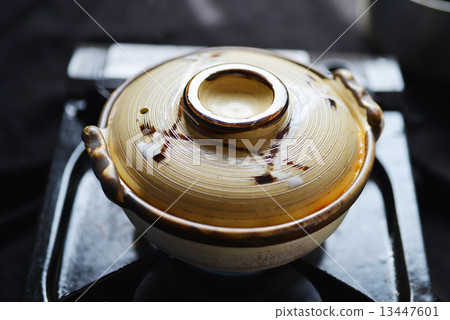Earthen pot 13447601