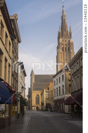 Onze-Lieve-Vrouw Brugge 13448119