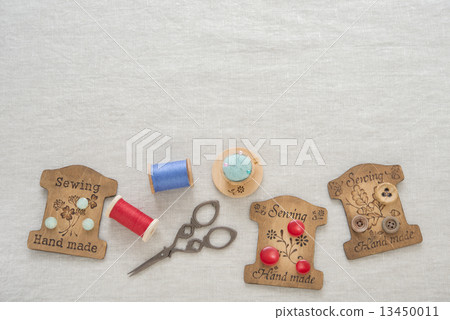 Sewing tools Sewing handicraft background material Sewing tools Sewing handicraft background material 13450011