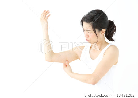 Middle arm and middle-aged women 13451292