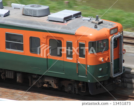 Shinano Train 169 series follow-through shooting 13451873