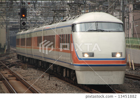 JR Direct: Limited Express Spacia Kinugawa (Sunny Coral Orange formation) JR Direct: Limited Express Spacia Kinugawa (Sunny Coral Orange formation) 13451882