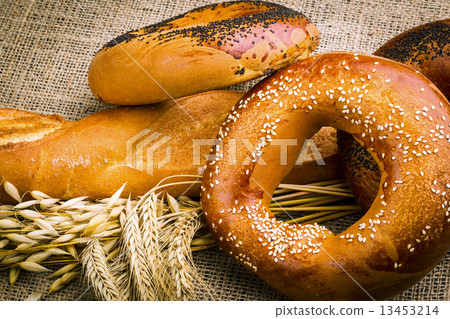 fresh white bread fresh white bread 13453214