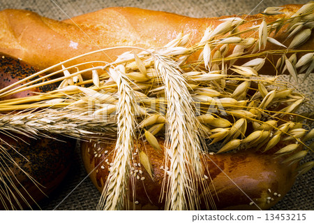 fresh white bread fresh white bread 13453215