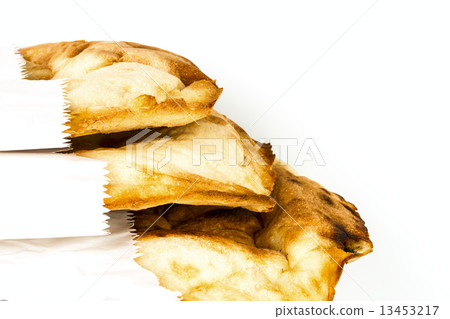 fresh pita bread 13453217