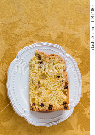 Christmas cake panettone. 13454062