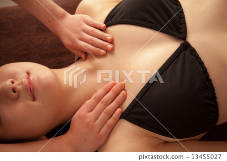 massage, massaged, massaging 13455027