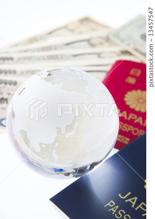 錢和護照 13457547