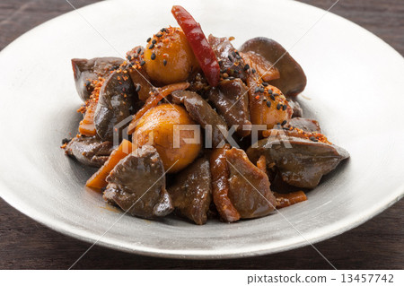 Simmered bird 13457742