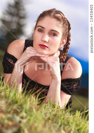 romantic Girl romantic Girl 13458405