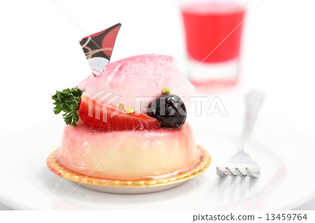 Strawberry Panna Cotta pudding isolated in white background 13459764