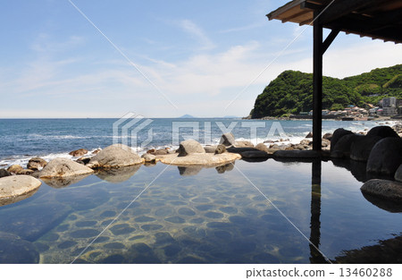 Kuroge rock bath of Kitagawa Onsen Kuroge rock bath of Kitagawa Onsen 13460288