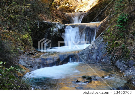 Autumn's Nishizawa Valley Nanatsuka Five Stage Falls 13460703