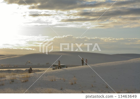 White Sands 13463649