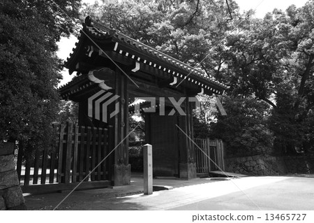 Kyoto clam gate 13465727