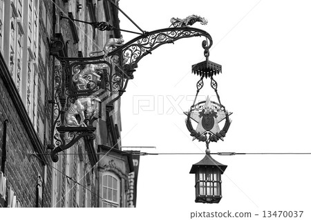 Animals musician iron sign 13470037