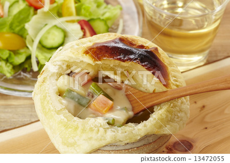 Chicken Pot Pie 13472055