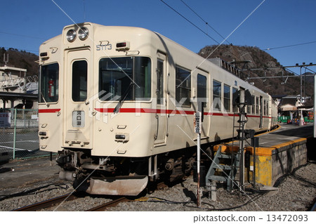 [FJ] Fujikyu Railway Line 1000 Series Train: Keio Line Color Train (Local: Otsuki⇔Kawaguchiko) 13472093