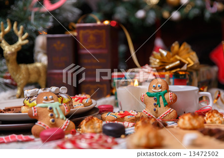 christmas sweets 13472502