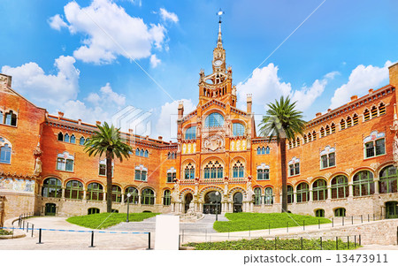 Hospital Sant Pau Recinte Modernista. Barcelona, Catalonia, Spai Hospital Sant Pau Recinte Modernista. Barcelona, Catalonia, Spai 13473911