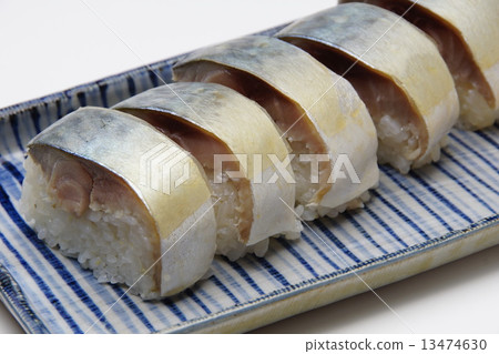 Mackerel sushi 13474630