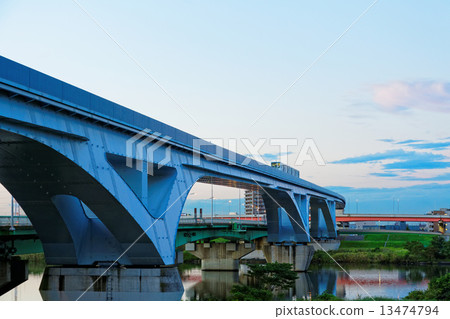Fan bridge at sunset and pillin liner Fan bridge at sunset and pillin liner 13474794