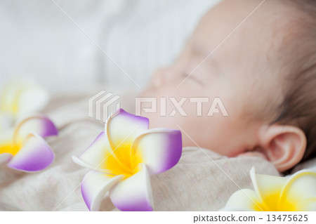 sleeping face, person, baby 13475625