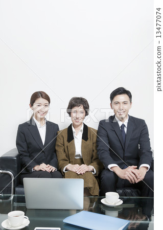 公司職員 公司職員 13477074