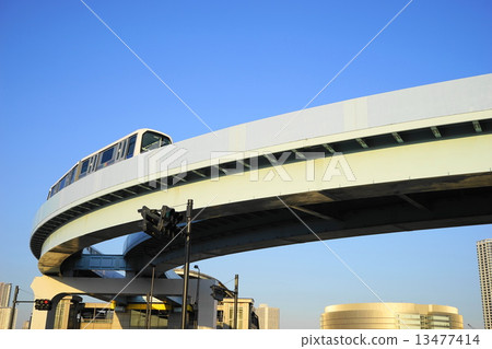 January Urban landscape and townscape 648 Unmanned automatic driving vehicle running a high bridge 13477414