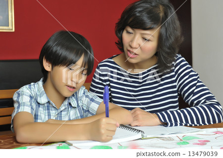 Family Time 13479039