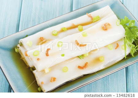 Cheong Fun - Chinese steamed rice rolls with shrimp & scallions Cheong Fun - Chinese steamed rice rolls with shrimp & scallions 13482618