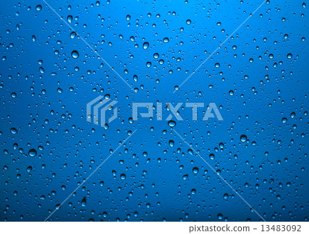 Water drops 13483092