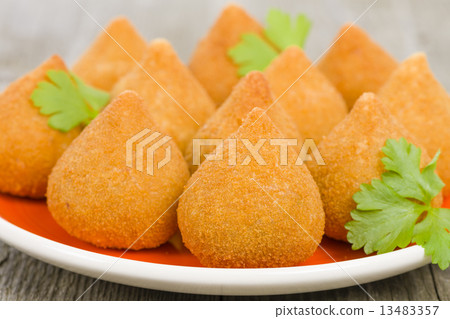 Coxinha de Galinha - Brazilian deep fried chicken snack  13483357