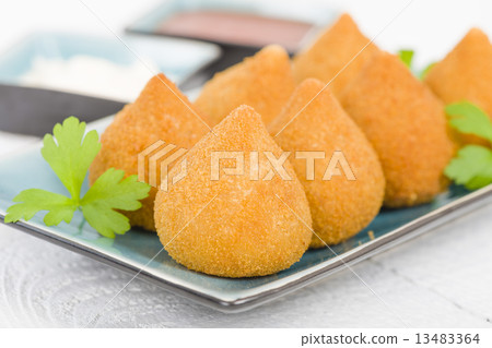 Coxinha de Galinha - Brazilian deep fried chicken snack  13483364