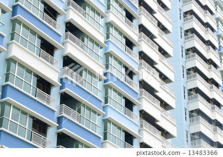 Building Exterior 13483366